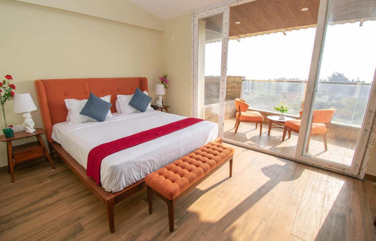 Octave Rococco Morjim Hotel Pernem Ngoại thất bức ảnh