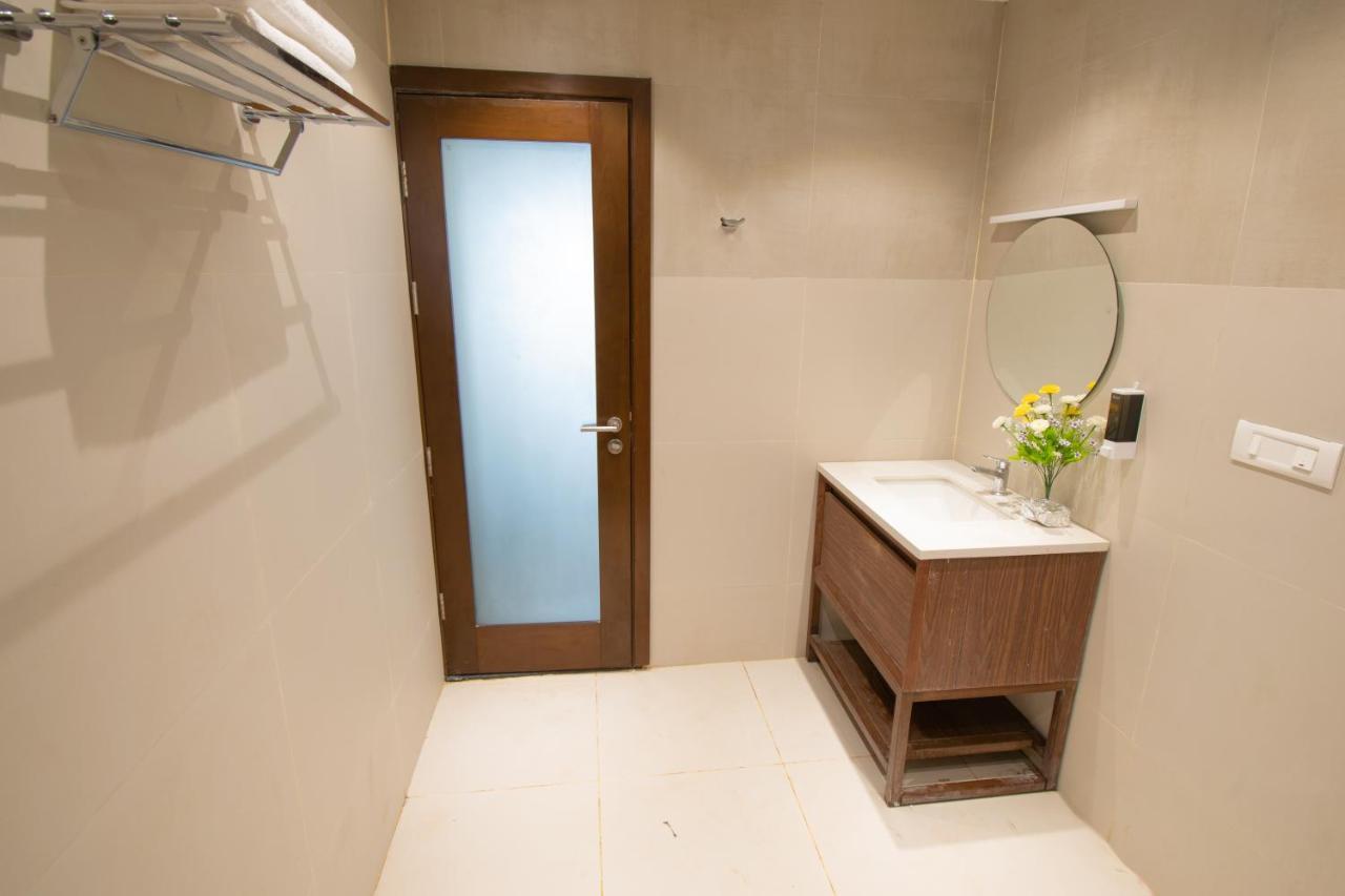Octave Rococco Morjim Hotel Pernem Ngoại thất bức ảnh