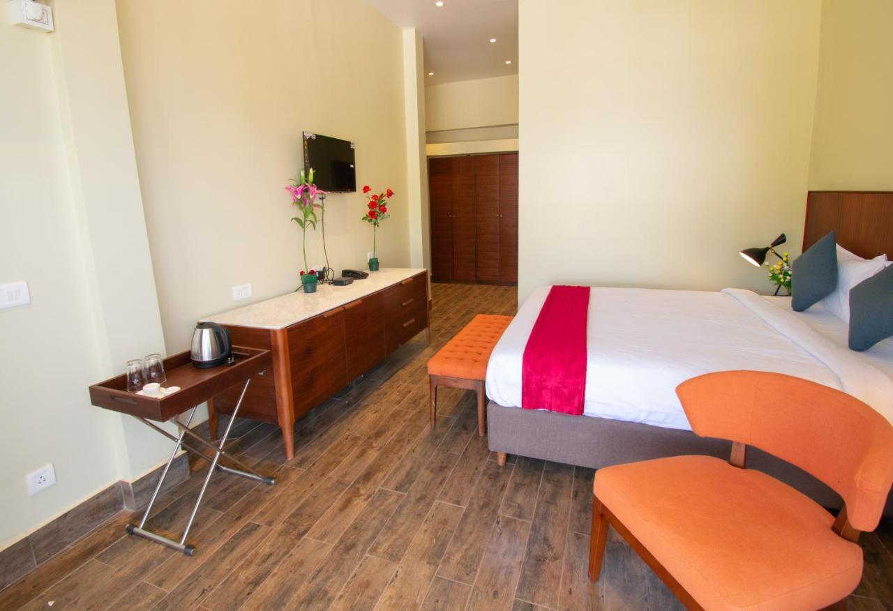 Octave Rococco Morjim Hotel Pernem Ngoại thất bức ảnh